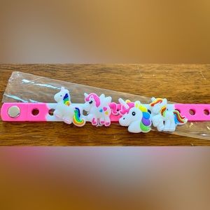 Shoe charms with charm bracelet